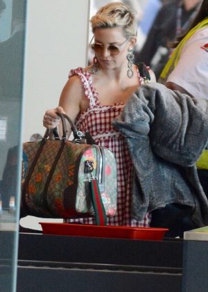 Kate Hudson at Airport in Sydney