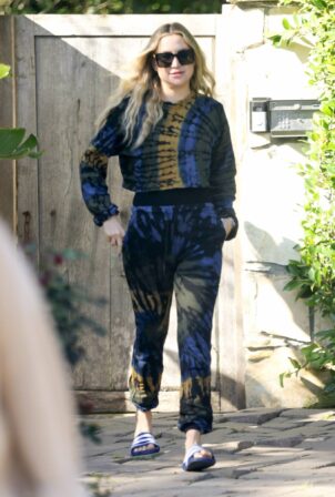 Kate Hudson - In a tie dye sweatsuit out in Brentwood