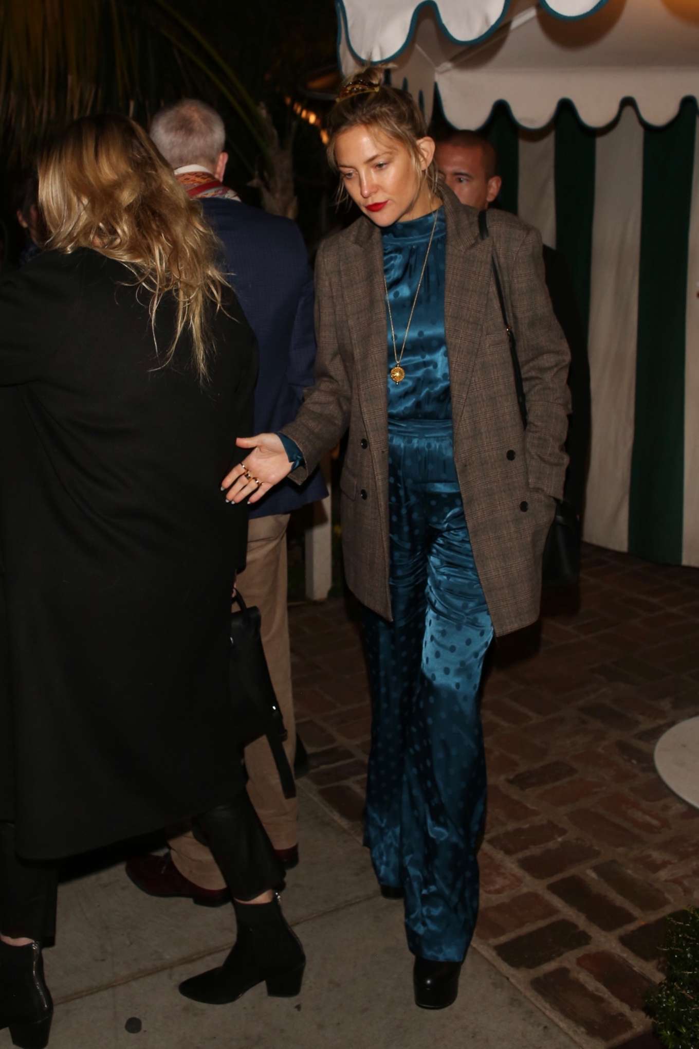 Kate Hudson 2020 : Kate Hudson – Leaving Sara Foster Birthday Party-24