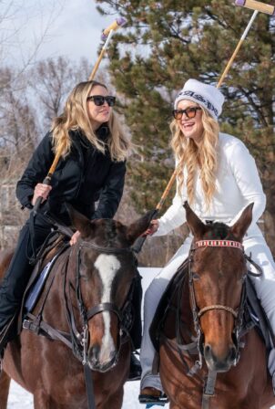 Kate Hudson - With Sara Foster Riding ponies playing snow polo in Aspen