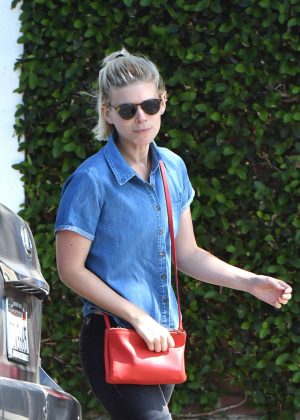 Kate Mara - Leaves a Office Building in West Hollywood