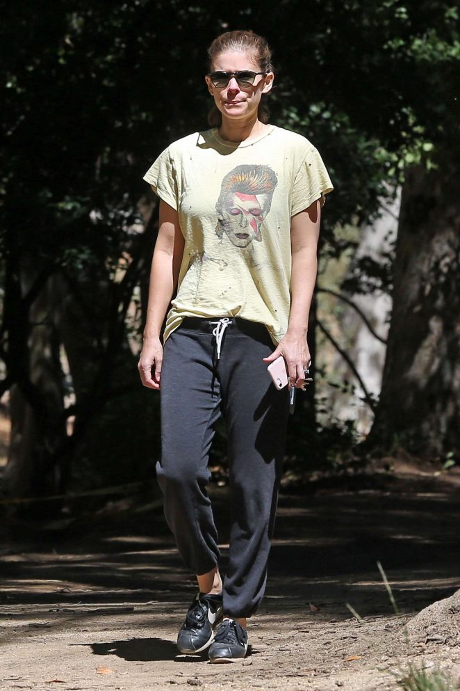 Kate Mara - Out for a hike in Los Angeles