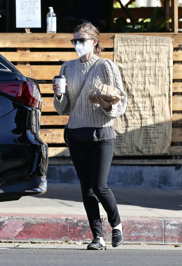 Kate Mara - Seen while out on New Year's Eve in Los Feliz