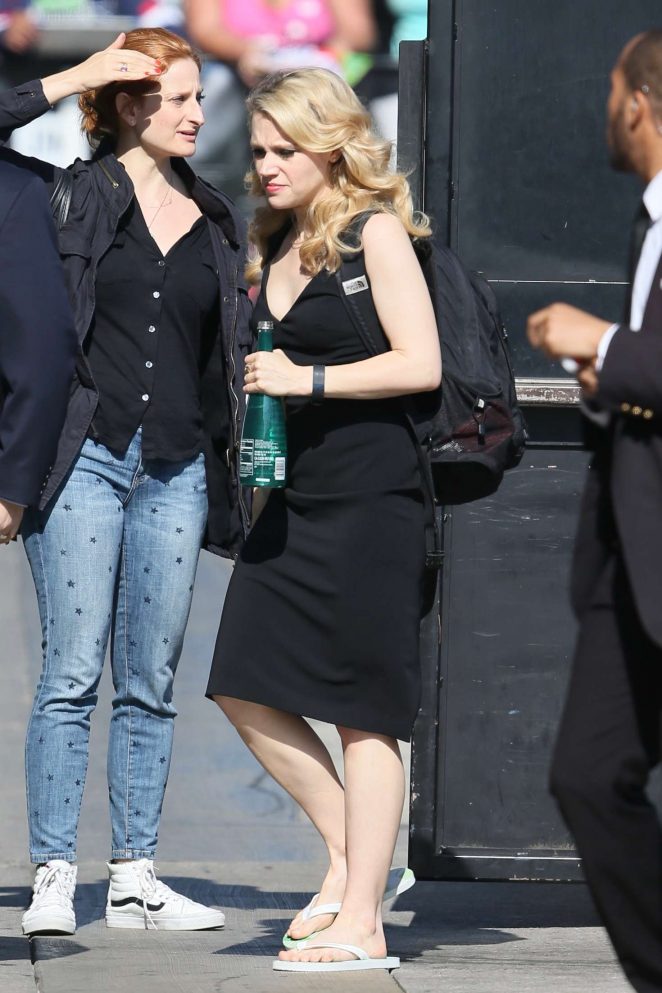 Kate McKinnon - Arriving at Jimmy Kimmel Live in Los Angeles