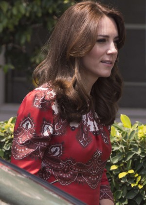 Kate Middleton - Arrives at Taj Palace Hotel in Mumbai