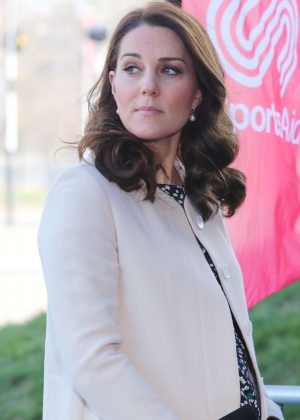 Kate Middleton - Attends a SportsAid event at the Copper Box in London