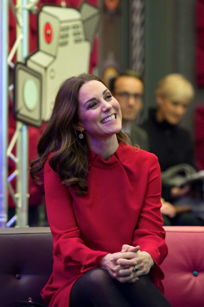 Kate Middleton - Attends a 'Stepping Out' Session in Manchester