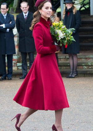 Kate Middleton - Heading to Christmas Day Church service in Sandringham