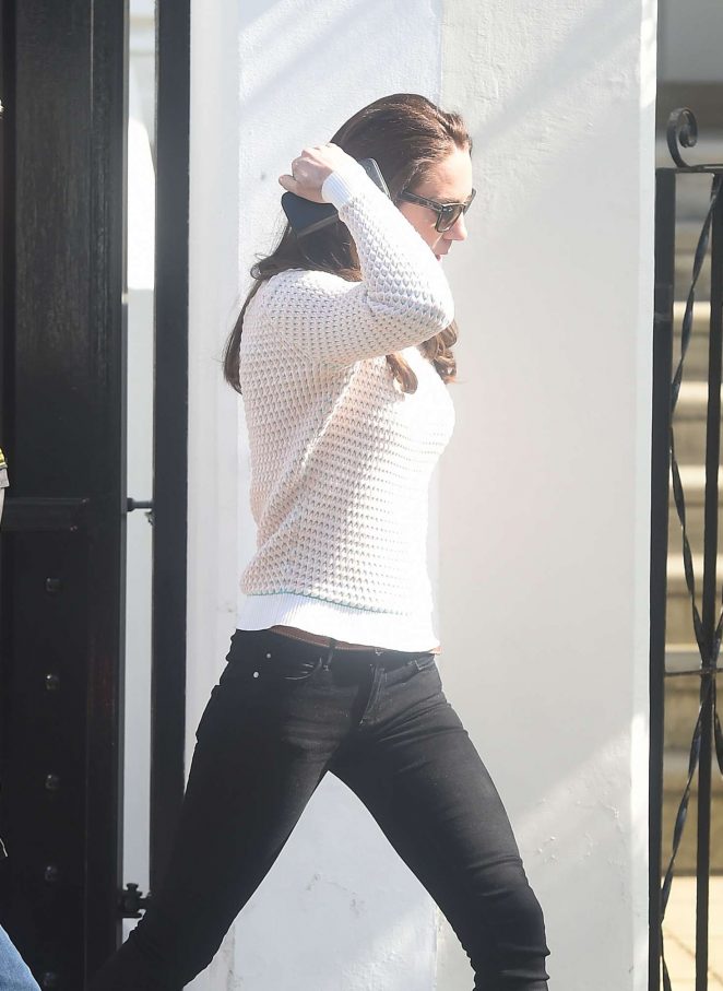 Kate Middleton in Black Jeans Visiting Her Sister Pippa in London