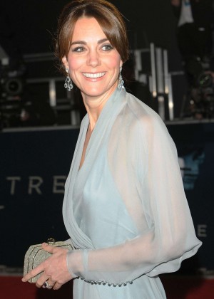 Kate Middleton - 'Spectre' Premiere in London