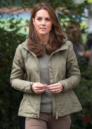 Kate Middleton - Visit to Sayers Croft Forest School and Wildlife Garden in London