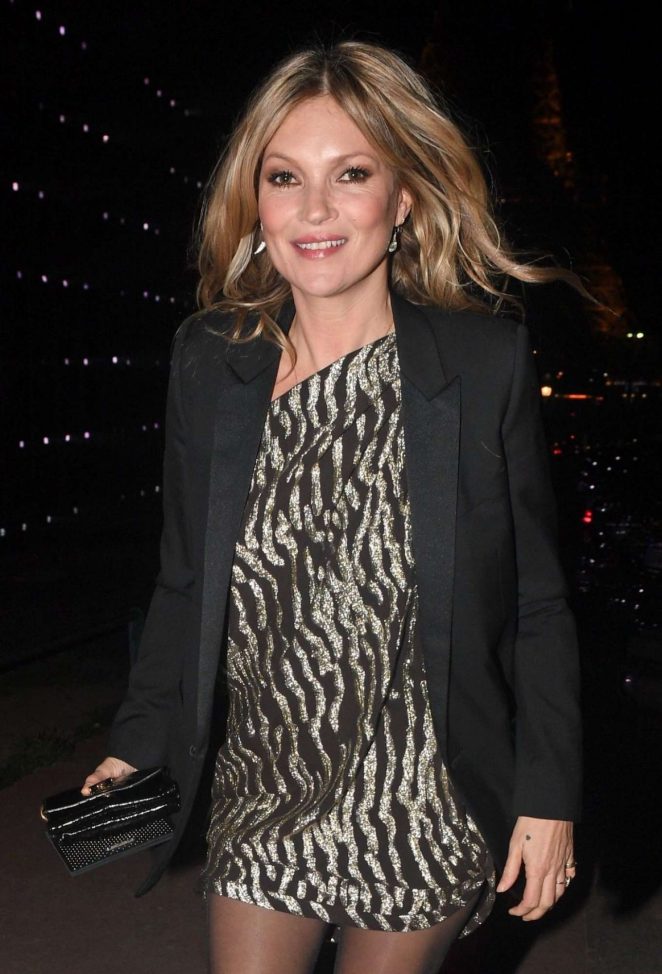 Kate Moss - Arrives at YSL Fashion Show in Paris