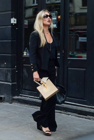 Kate Moss - Out in London