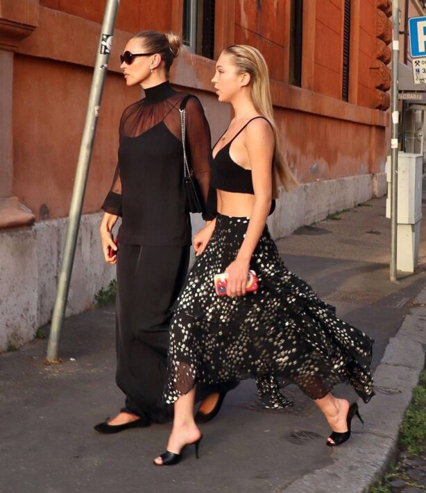 Kate Moss - Spotted with her daughter Lila Grace out in Rome