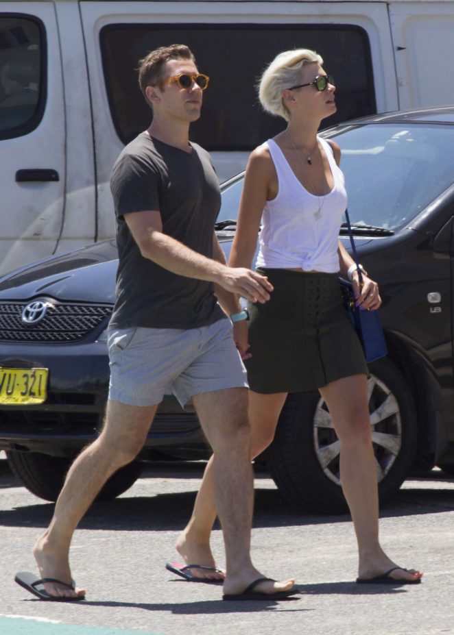 Kate Peck with boyfriend James White out in Sydney