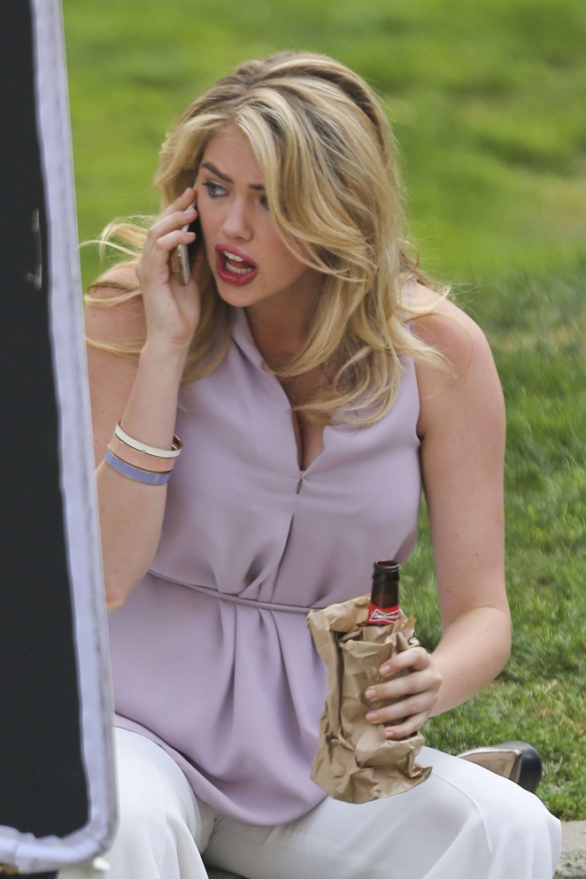Kate Upton - Filming 'The Layover' set in Vancouver