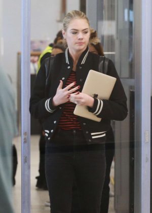 Kate Upton in Jeans at LAX Airport in Los Angeles