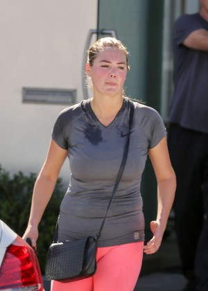 Kate Upton in Leggings at the gym in West Hollywood