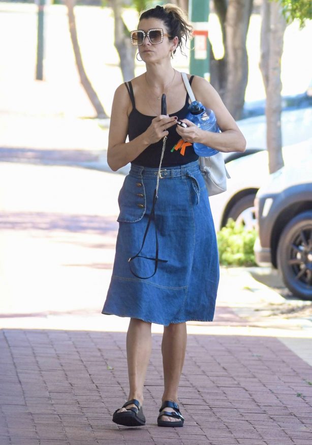 Kate Walsh - Out and about in Perth in Western Australia