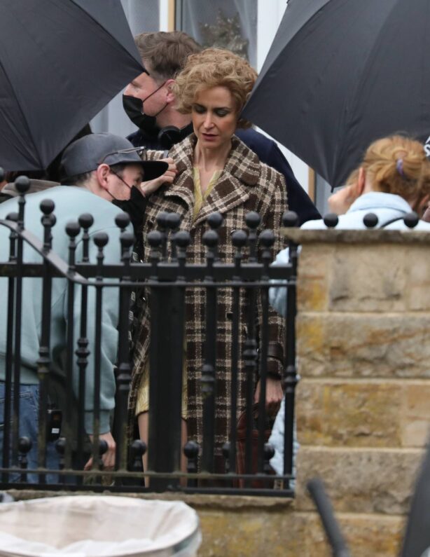 Katherine Kelly - On the set of The Long Shadow in Leeds