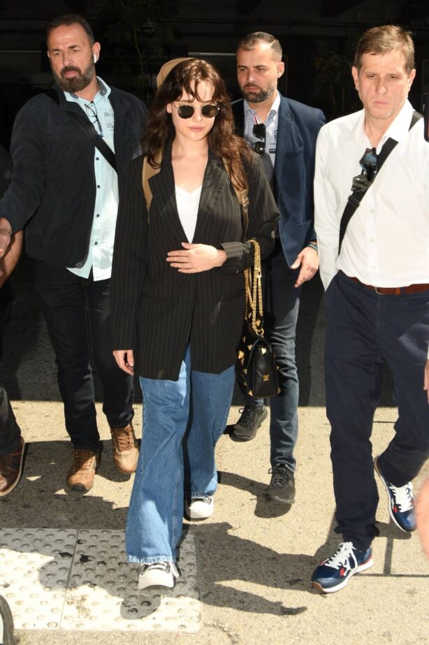 Katherine Langford - Seen at Nice Airport in France ahead of 2022 Cannes Film Festival