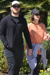 Katherine Schwarzenegger and Chris Pratt - Go for a walk in Santa Monica