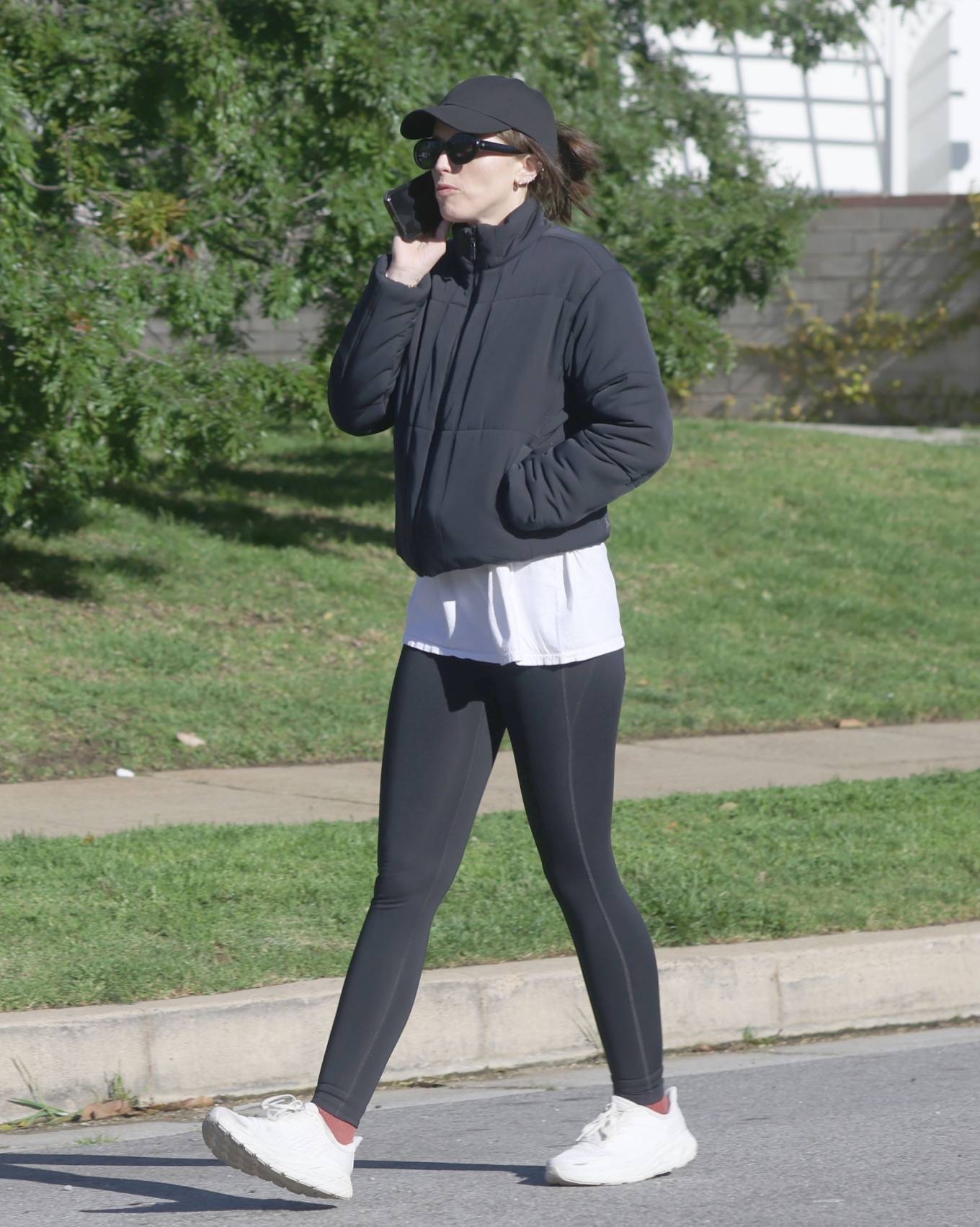 Katherine Schwarzenegger 2023 : Katherine Schwarzenegger – Takes a morning walk in Pacific Palisades-02
