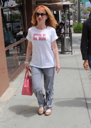 Kathy Griffin - Shopping in Beverly Hills