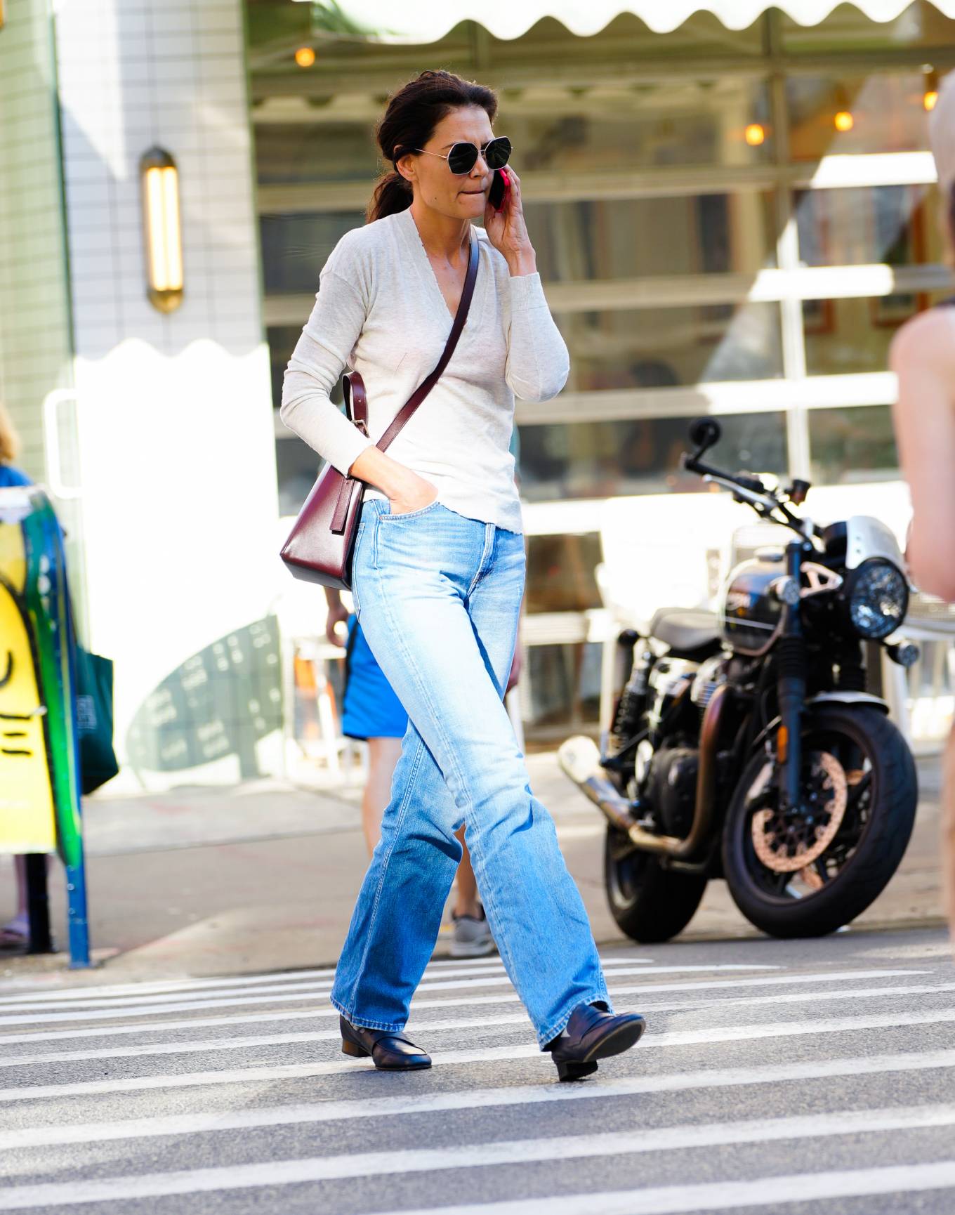 Katie Holmes - In denim out for a stroll in New York