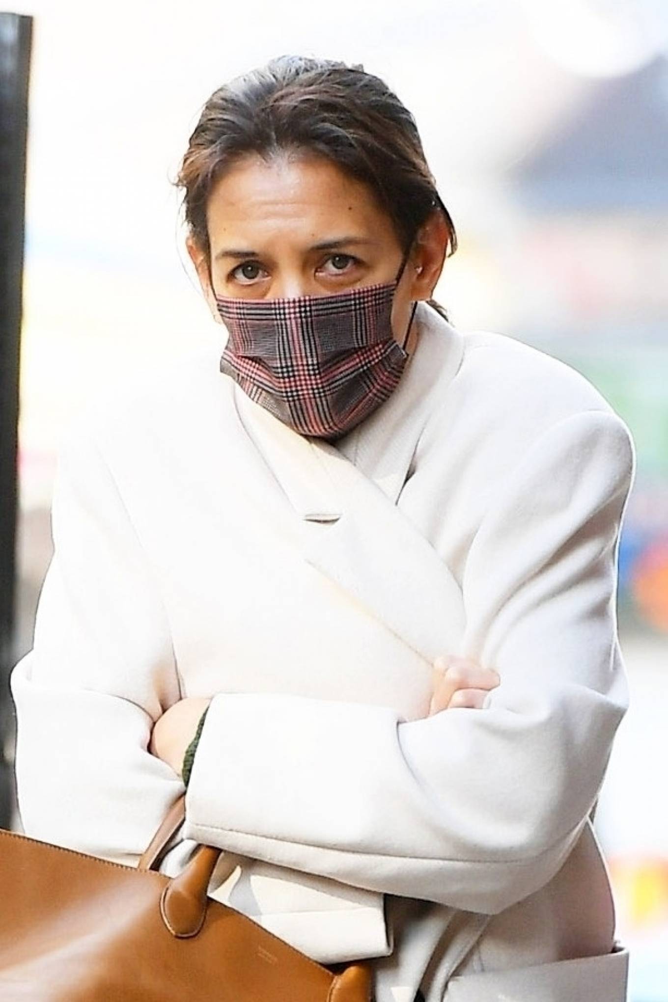 Katie Holmes 2021 : Katie Holmes – Is all bundled up in New York-03