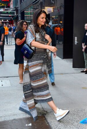Katie Holmes - is seen outside GMA in New York City