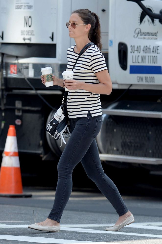 Katie Holmes in Jeans out for a walk in Manhattan