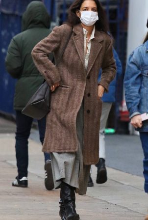 Katie Holmes - Out on New Year's Day in New York