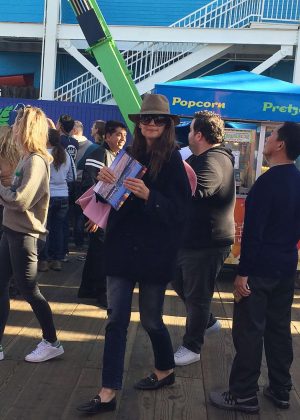 Katie Holmes out on Santa Monica Pier in Los Angeles
