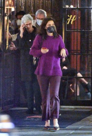 Katie Holmes - Out with her parents in New York City