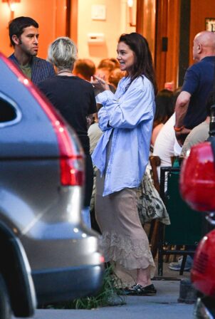 Katie Holmes - Seen at Bar Pitti with friends in New York