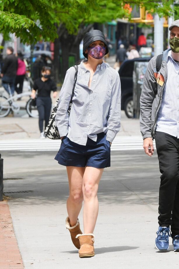 Katie Holmes - Wearing blue shorts and Uggs boots while out in SoHo
