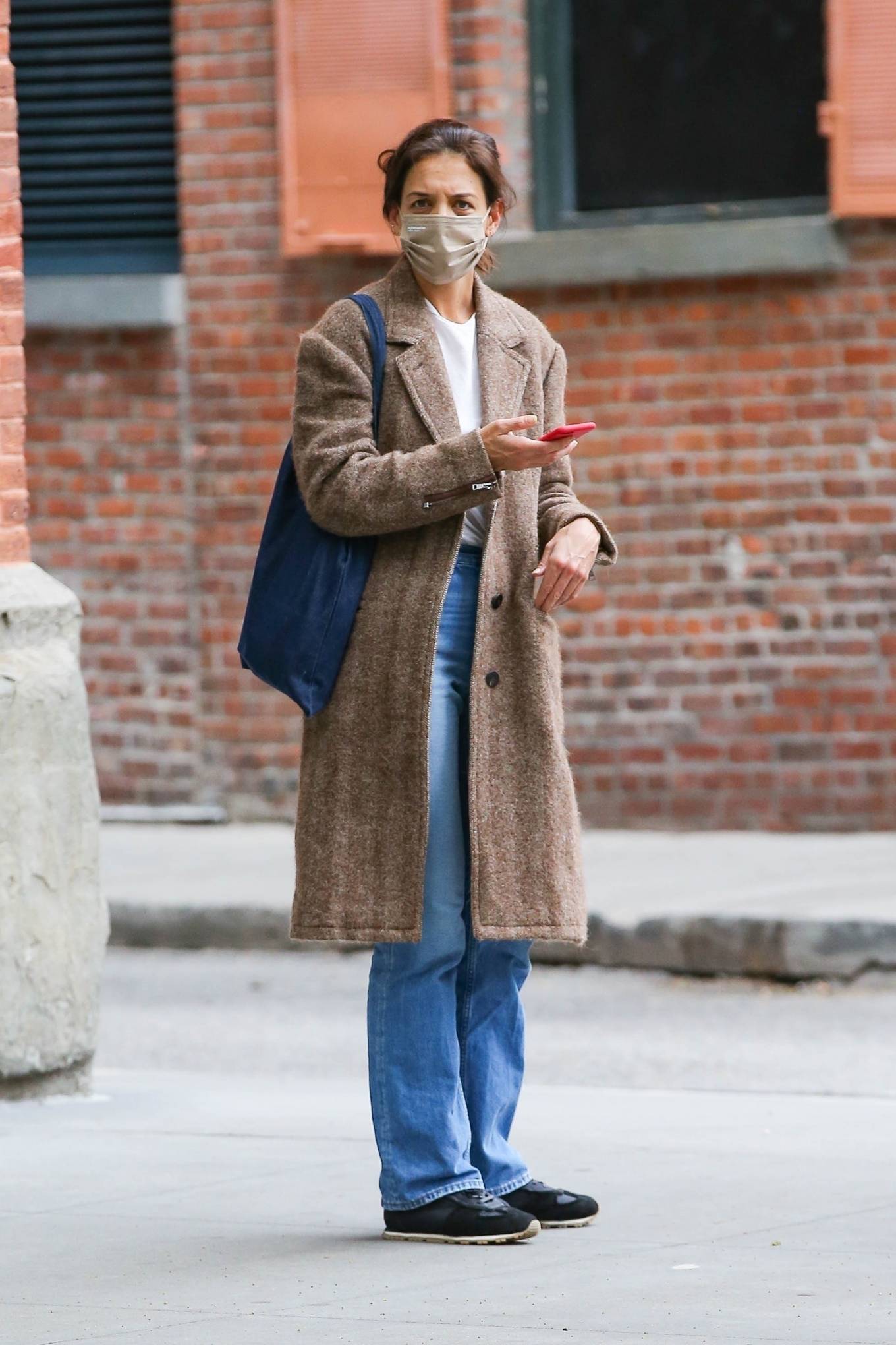 Katie Holmes 2022 : Katie Holmes – Wears a light brown coat while out in New York-02