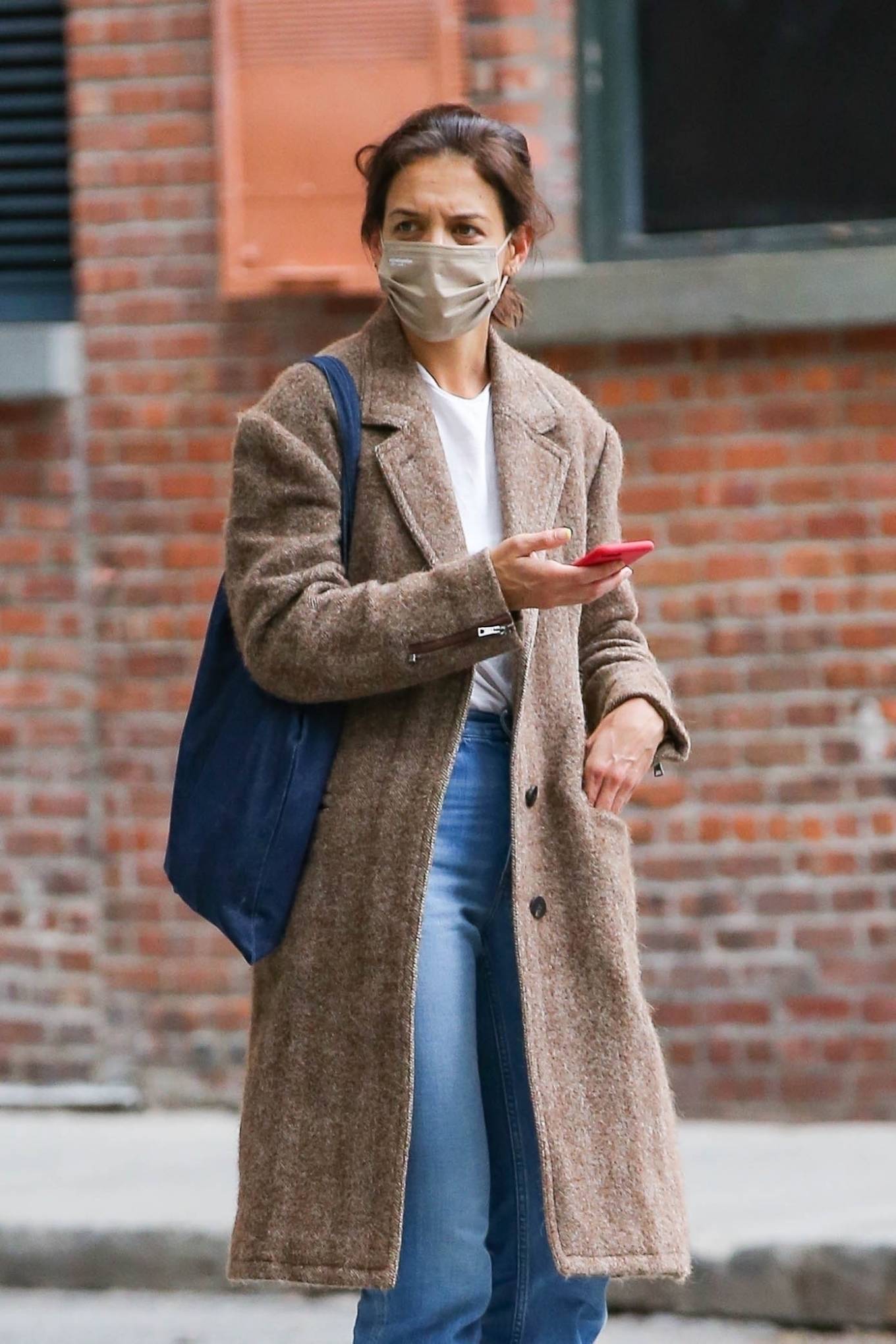 Katie Holmes 2022 : Katie Holmes – Wears a light brown coat while out in New York-07