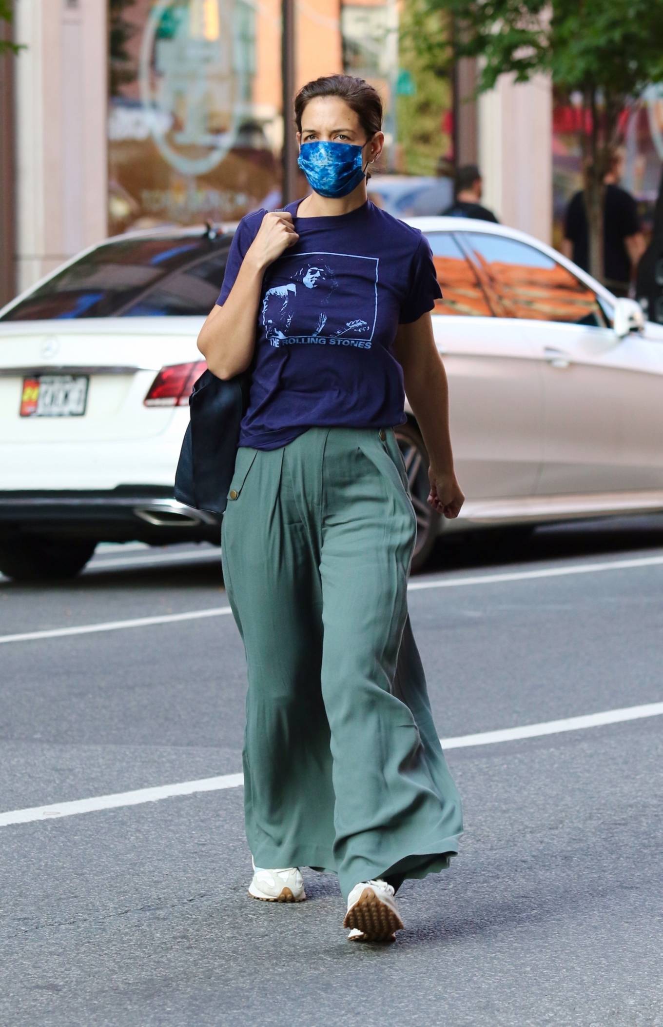 Katie Holmes 2021 : Katie Holmes – Wears a Rolling Stones T-Shirt while running errands in Downtown Manhattan-06