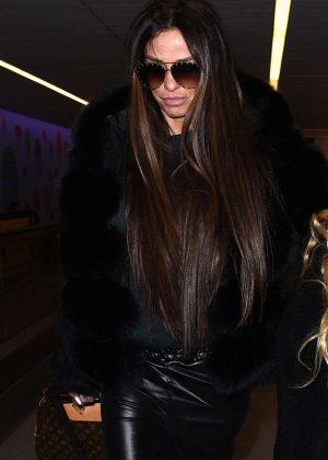 Katie Price - Arrives at Gatwick Airport in London