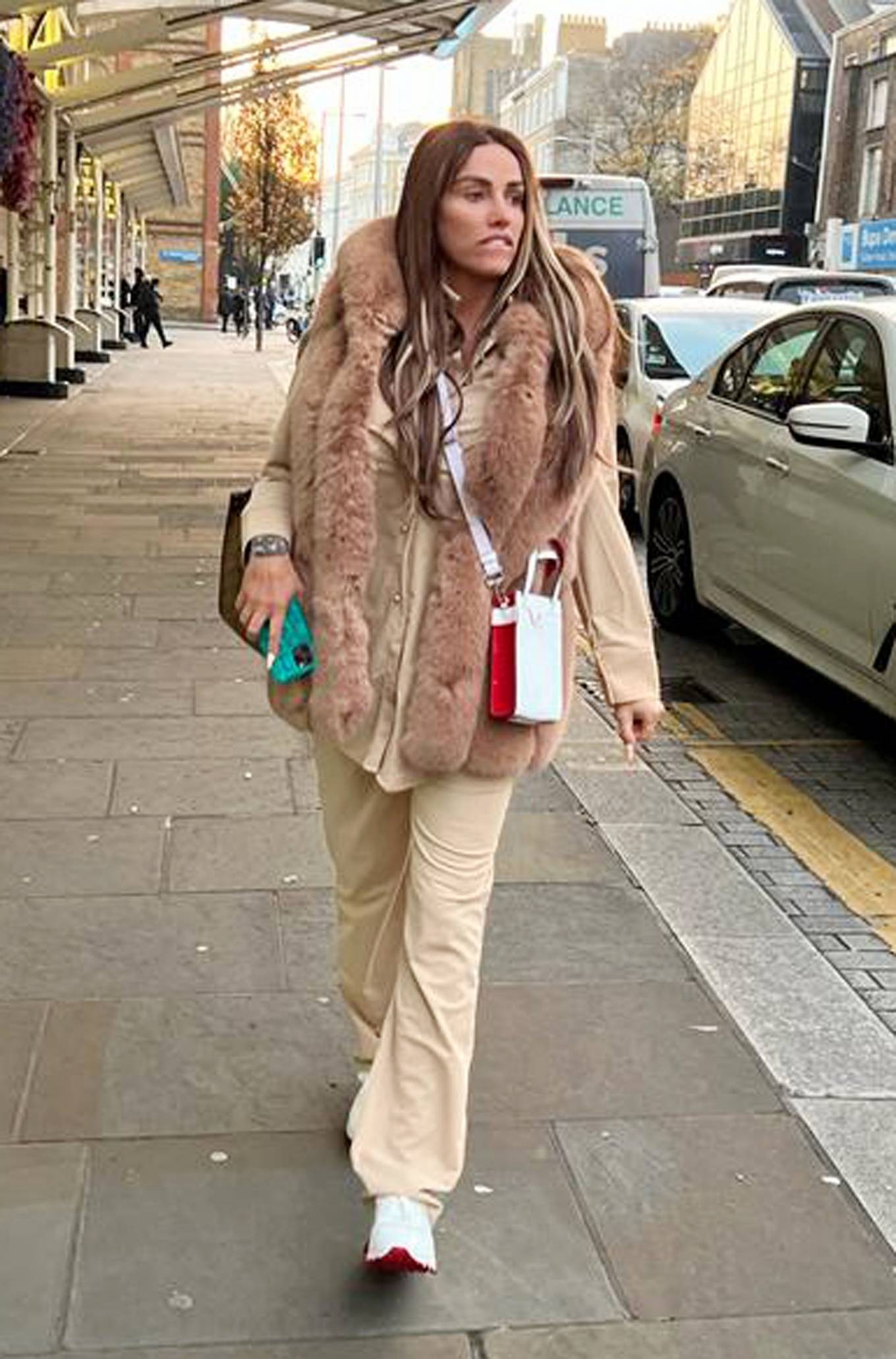 Katie Price 2022 : Katie Price – Leaving Chelsea and Westminster hospital-08