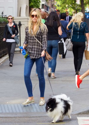 Katrina Bowden - Walking her dog in New York