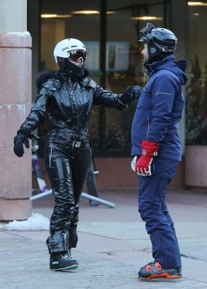 Katy Perry and Orlando Bloom - On the slopes in Aspen