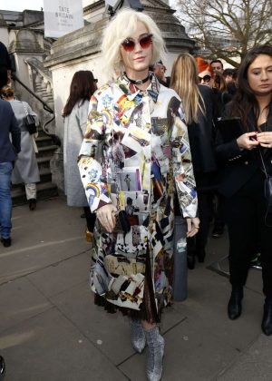 Katy Perry - Arrives at Christopher Kane Show in London