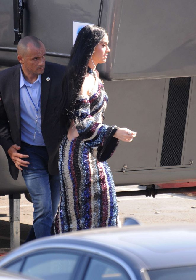 Katy Perry - Arriving at 'American Idol Live' in Los Angeles
