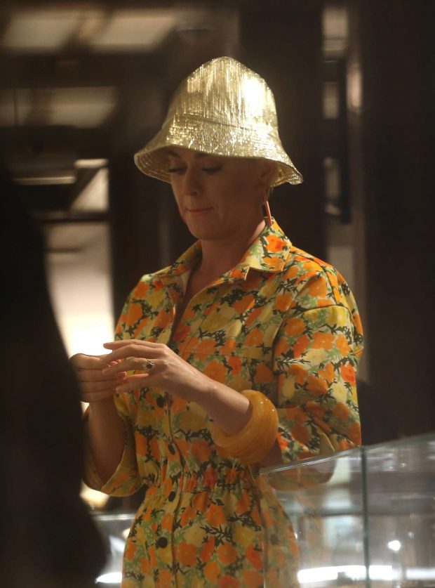 Katy Perry - Jewellery shopping at Liberty London in London