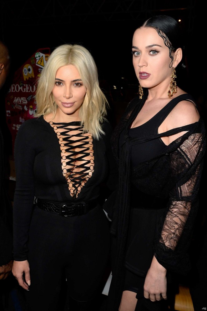 Katy Perry & Kim Kardashian -  Givenchy Fashion Show 2015 in Paris