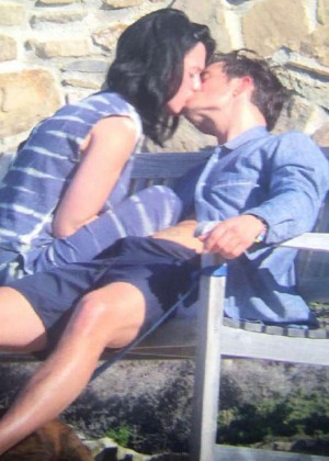 Katy Perry Kissing Orlando Bloom at the San Ysidro Ranch in Santa Barbara