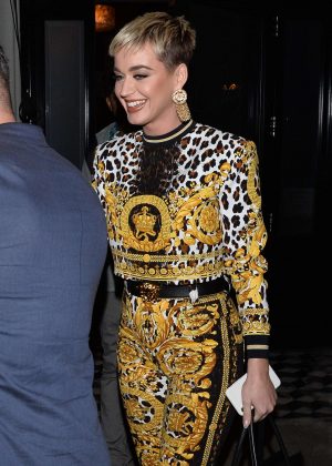 Katy Perry - Out to Dinner at Craig's in West Hollywood